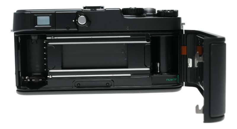 Hasselblad Xpan 35mm panoramic film camera Superb low actuations 4/45 lens
