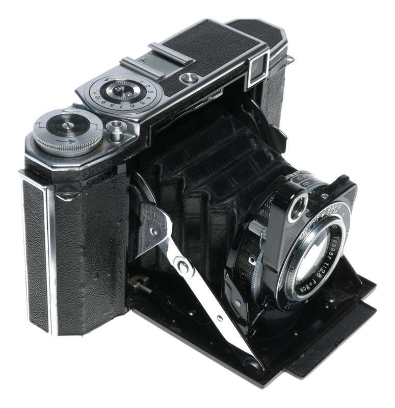 Zeiss Super Ikonta Made for China 530/16 RARE cased original film camera