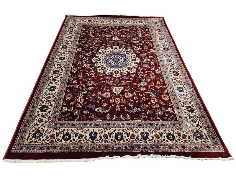 Beautiful Persian Design Machine Made Carpet - 290 x 200 CM