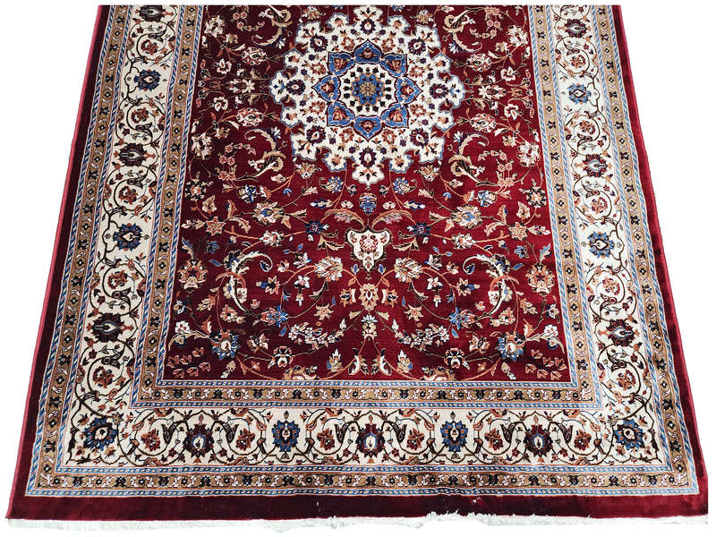 Beautiful Persian Design Machine Made Carpet - 290 x 200 CM