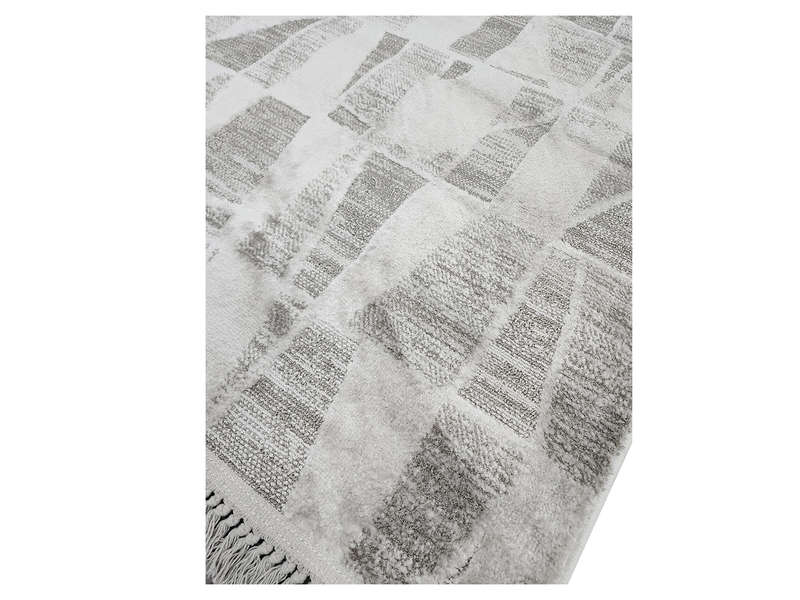 Beautiful Modern Machine Made Carpet - 170 x 120 CM
