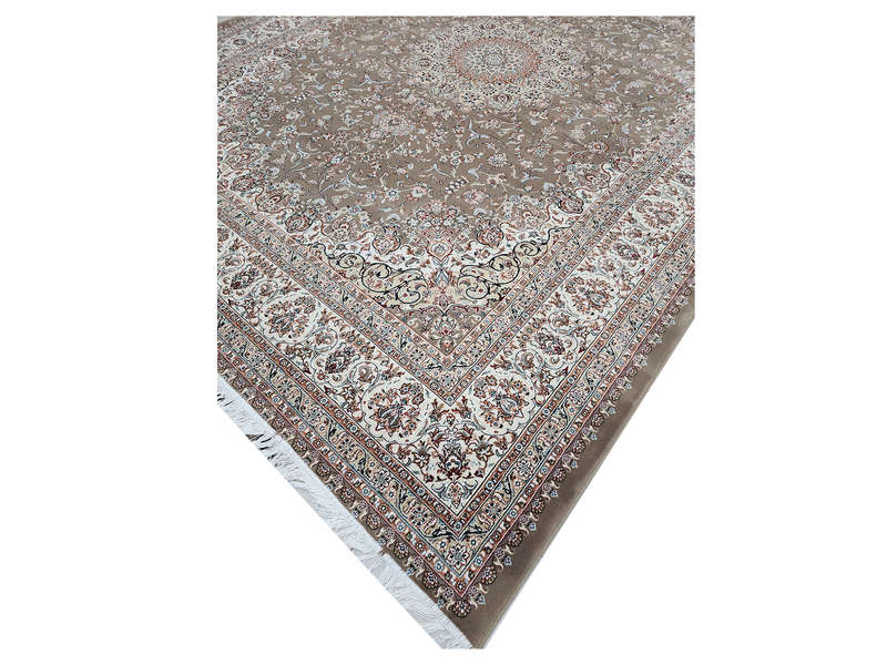 Beautiful Persian Kashan Carpet - 400 x 300 CM