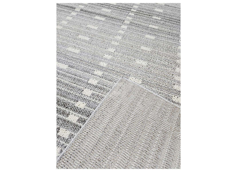 Beautiful Machine Made Carpet - 290 x 200 CM