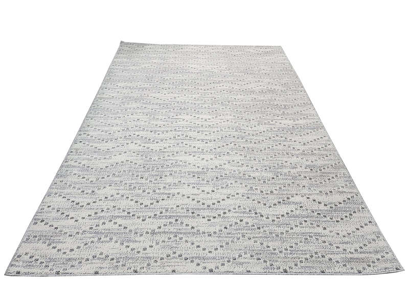 Fine Machine Made Carpet - 290 x 200 CM