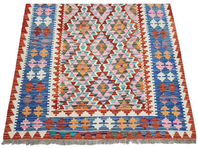 Stunning Afghan Choubi kilim 176 x 126 CM