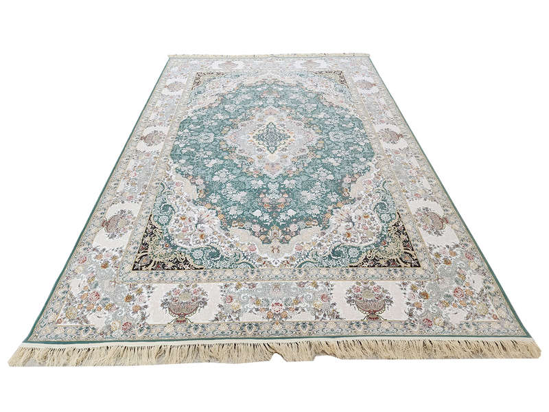 Gorgeous Persian Gilan Machine Made Carpet - 400 x 300 CM