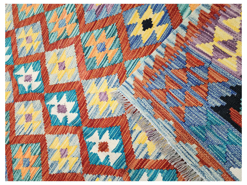 Beautiful Afghan Handwoven kilim 206 x 155 CM