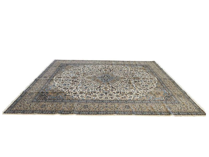 Fine Persian Kashan Machine Made Carpet - 400 x 300 CM