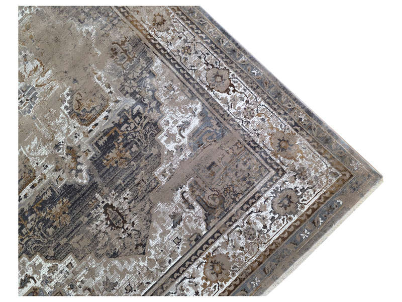 Fine Vintage Style Machine Made Green Carpet - 290 x 200 CM