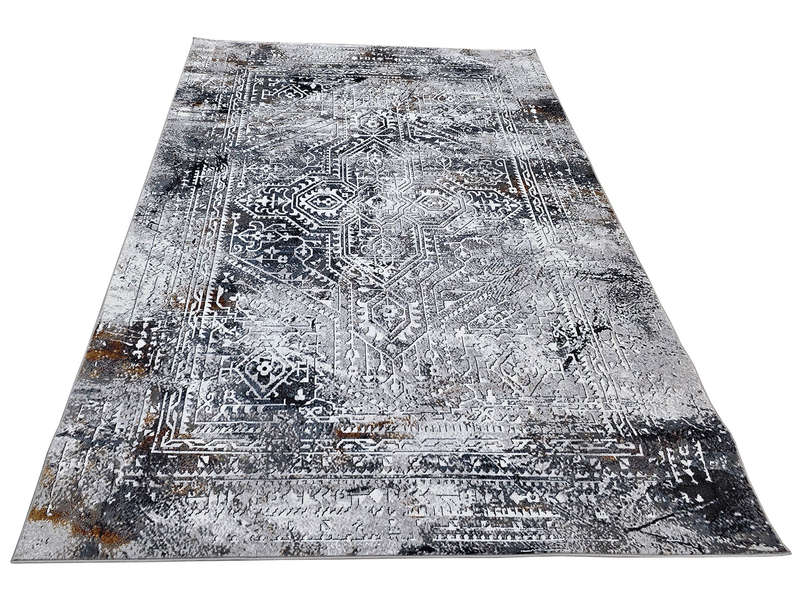 Gorgeous Vintage Style Machine Made Carpet - 290 x 200 CM