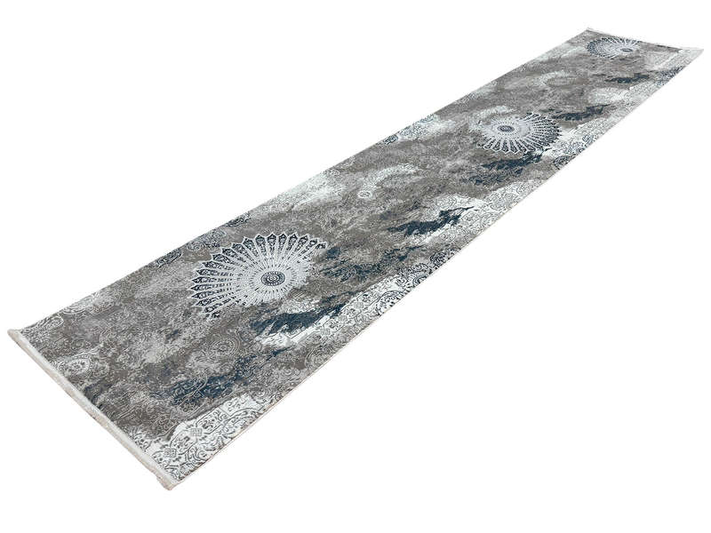 Stunning Vintage Style Machine Made Runner- 400 x 80 CM