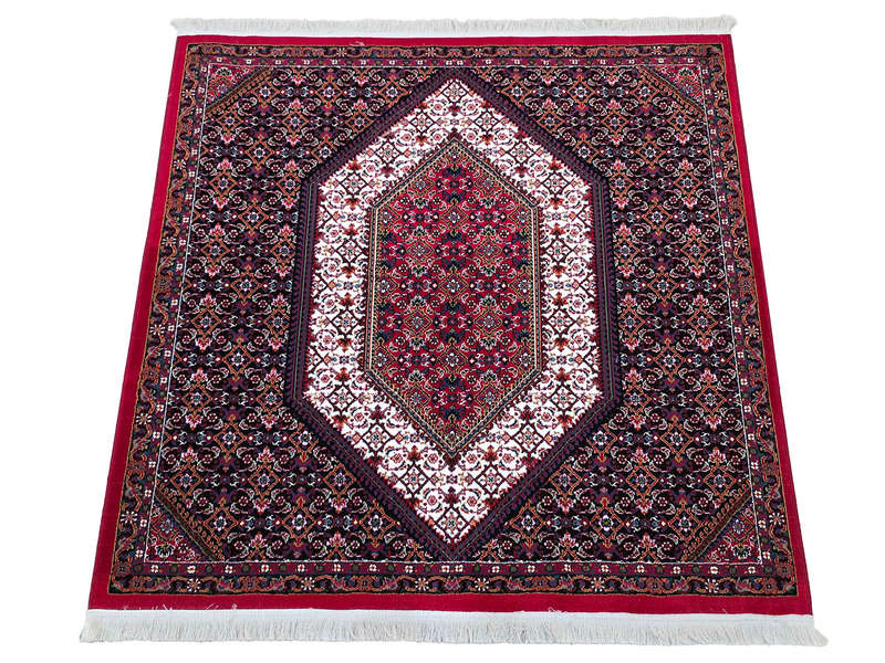 Red Square Machine Made Carpet - 150 x 150 CM