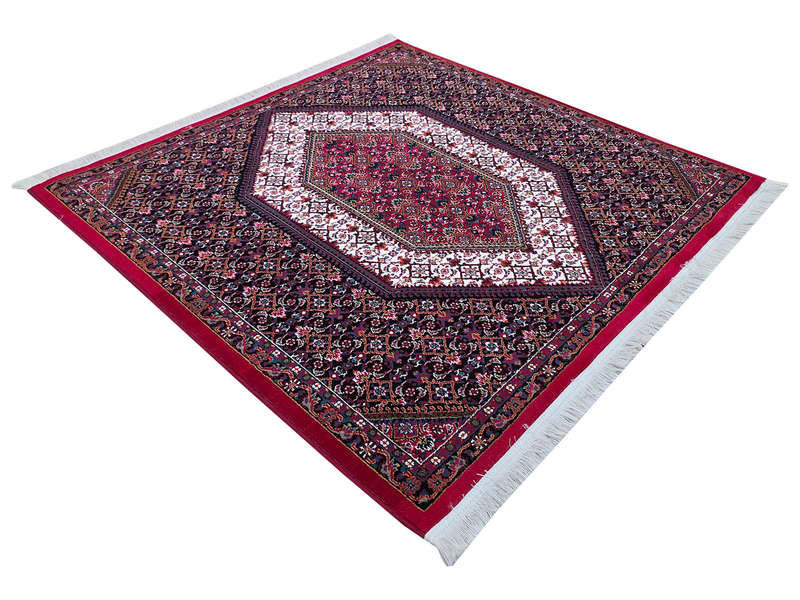 Red Square Machine Made Carpet - 150 x 150 CM