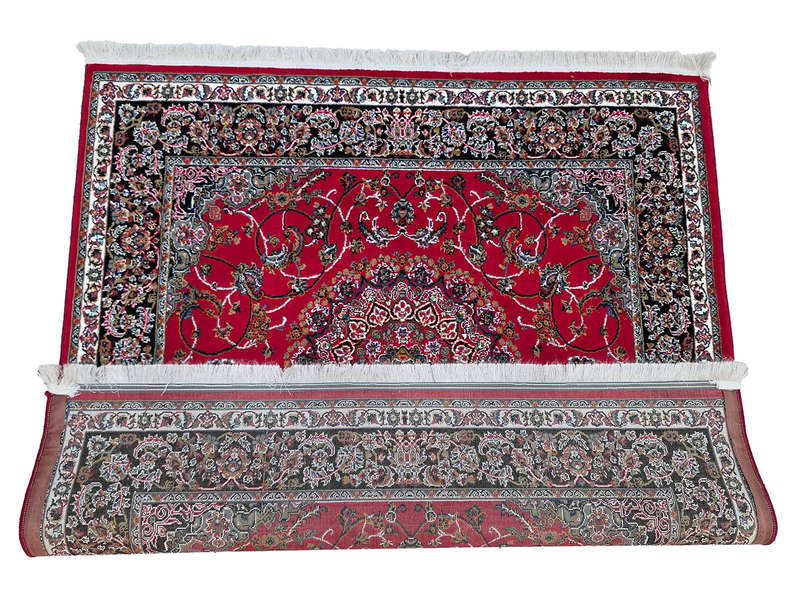 Persian Square Machine Made Carpet - 150 x 150 CM