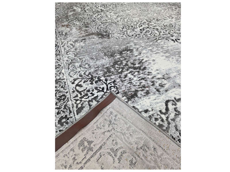 Stunning Vintage Style Machine Made Carpet - 340 x 240 CM