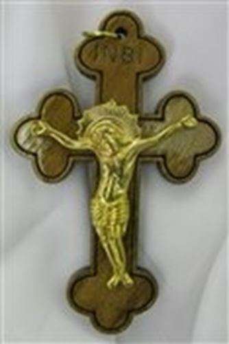 Budded wood crucifix