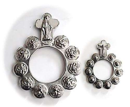 Roses -  Rosary ring