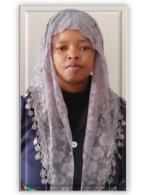 Grey Mantilla