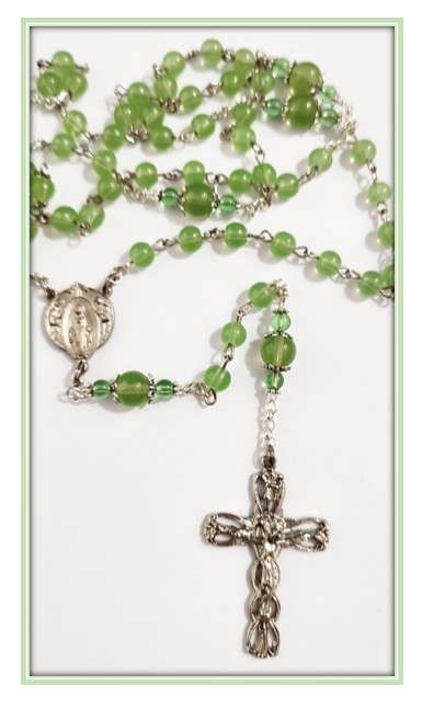 Peridot - August birthstone Rosary - Chain design
