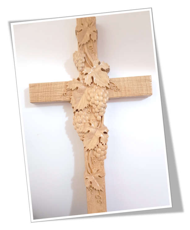 34.5cm Vines & Grapes Wall Cross in Beechwood