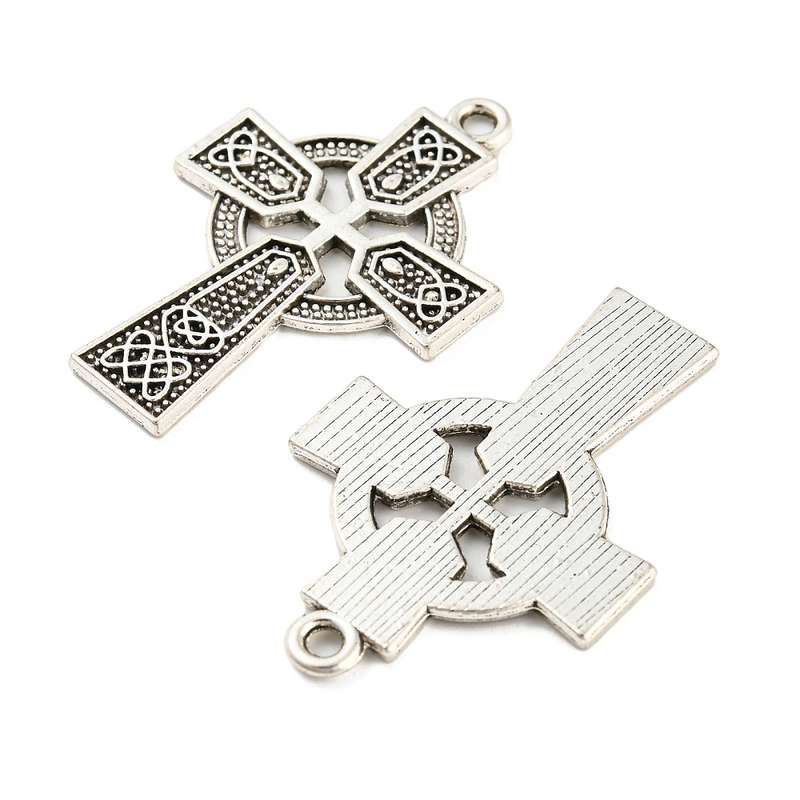40mm Celtic Cross with the Celtic Knots