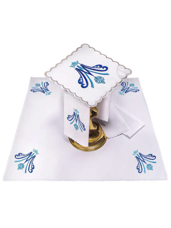Haftina House Altar Linen Set - Marion Blue Embroidery