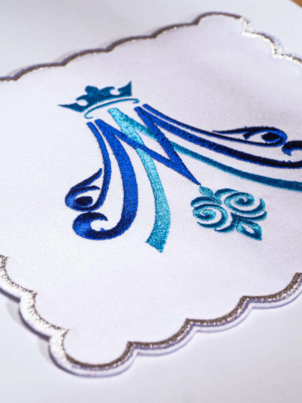 Haftina House Altar Linen Set - Marion Blue Embroidery