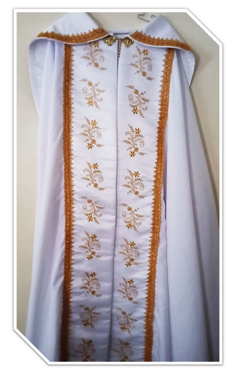 Cope - Ornate Golden Embroidery - White with Golden Cross