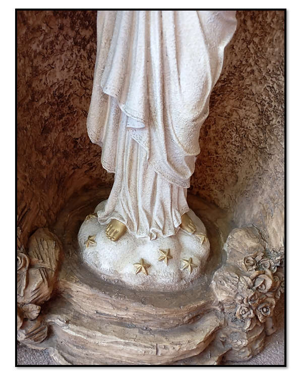 83cm Grotto of Sacred Heart of Jesus with lights