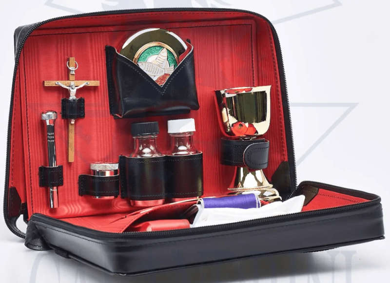 Mass Kit in Leather Bag