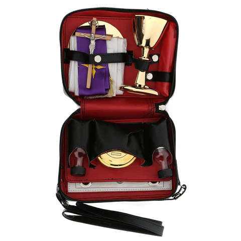 Mass Kit with shoulder strap in Leather Bag