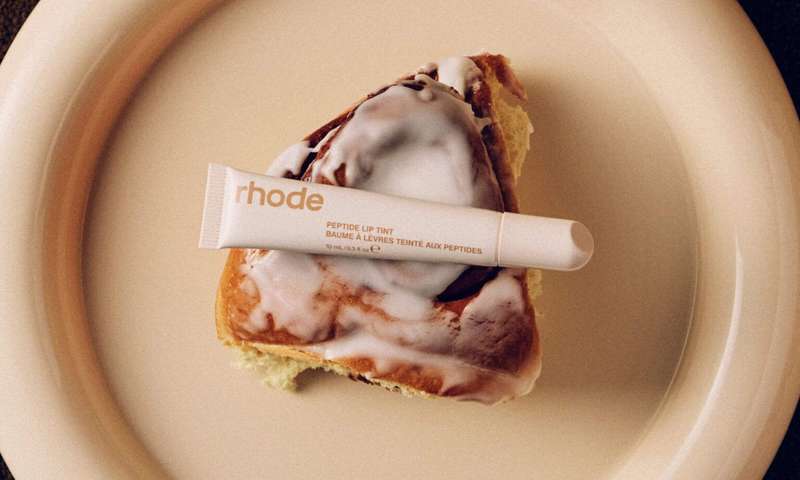 Rhode Skin Peptide Lip Tint - Cinnamon Roll