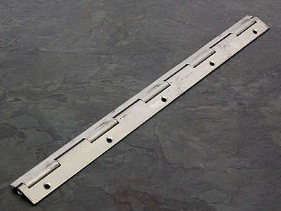 VW Classic Bus pop out hinge