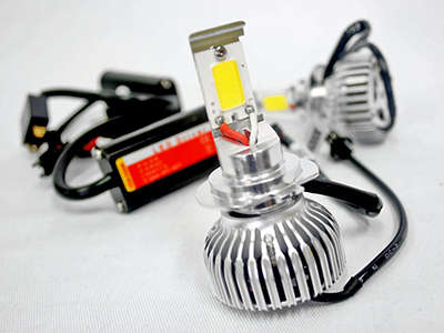 LED H4 Pure White Headlight Bulb Kit