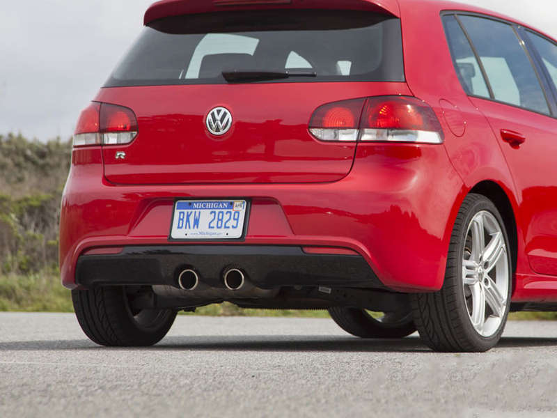 VW Golf Mk6 R Replacement Rear Bumper with Diffuser