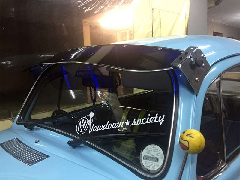 VW Classic Beetle Perspex Sunvisor (blue)