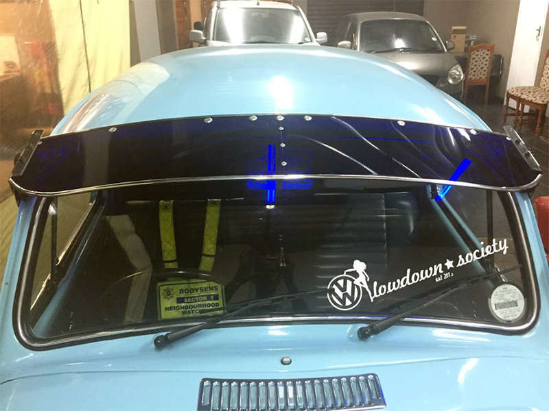 VW Classic Beetle Perspex Sunvisor (blue)