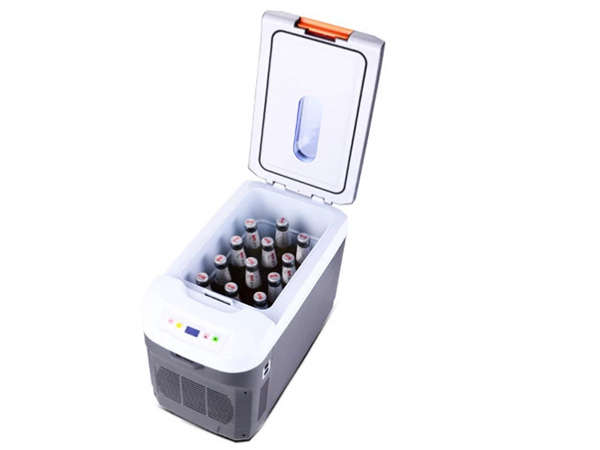 Portable Electric Car Cooler/Warmer Fridge 12v/24v  25litre Capacity