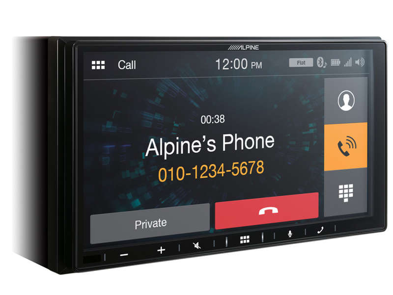 Alpine ILX-W650BT 7 Digital Media Player with Apple CarPlay, Android Auto