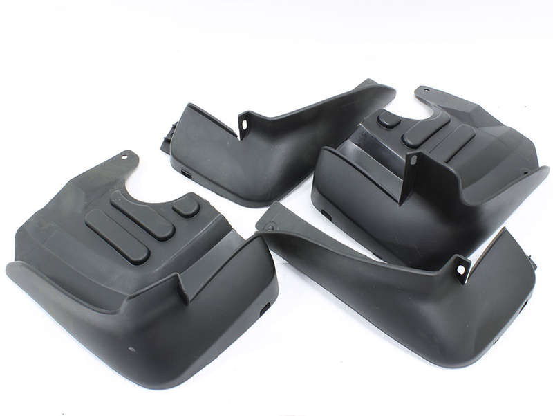 Rubber Mudflaps suitable to fit Nissan Navara 2021+ (non-oem)