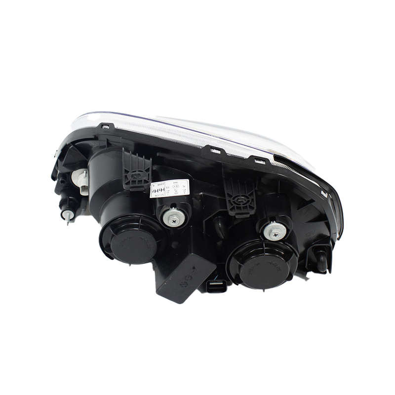 Chevrolet Optra 04/13 Replacement Headlight RHS with socket
