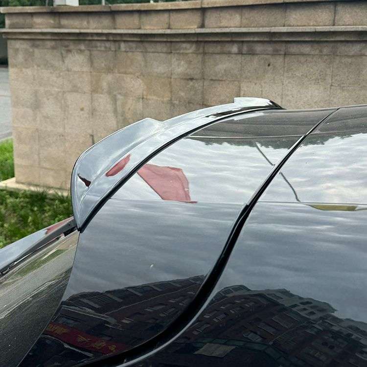 Porsche Macan 2014 Roof Spoiler Gloss Black (Type 2)