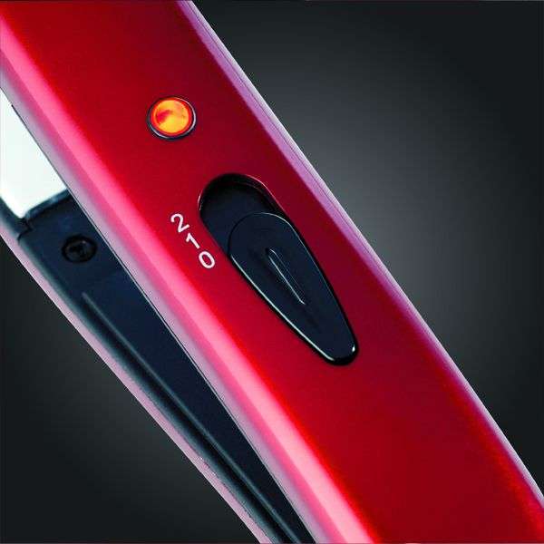 Russell Hobbs Curvy Red Ceramic Straightener