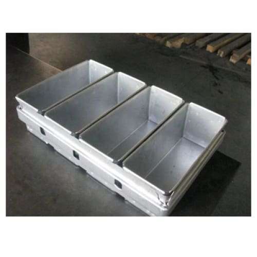 Albany Superior Bread Pan 4 Division Bo4/5sr