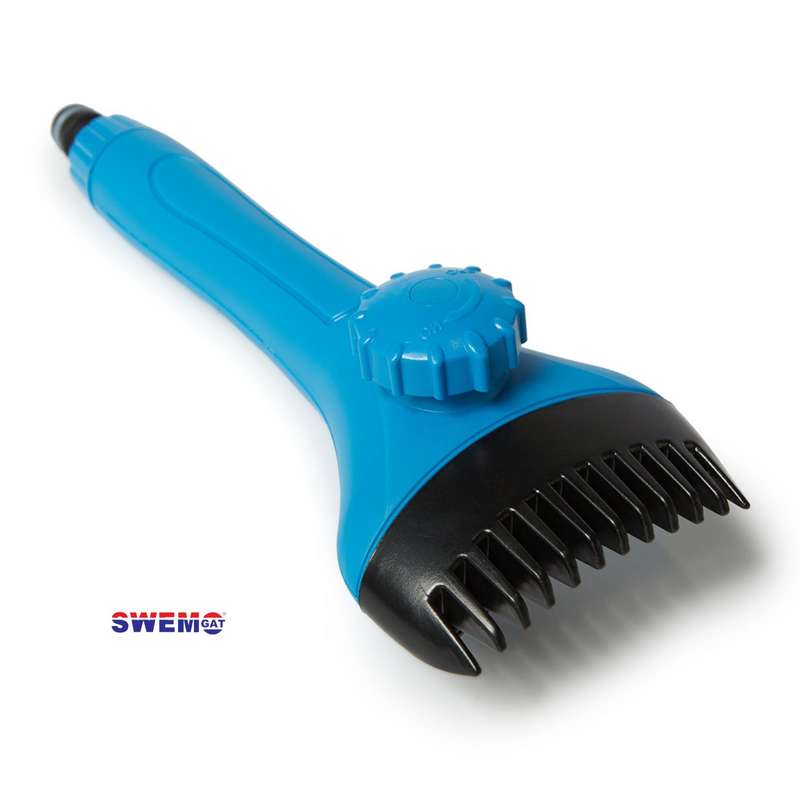 Filter cartridge cleaning comb