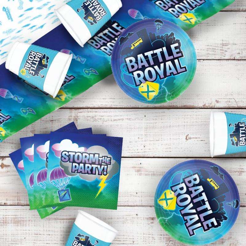Fortnite Deluxe Party Kit  PLUS Pinata - Fortnite Party Supplies