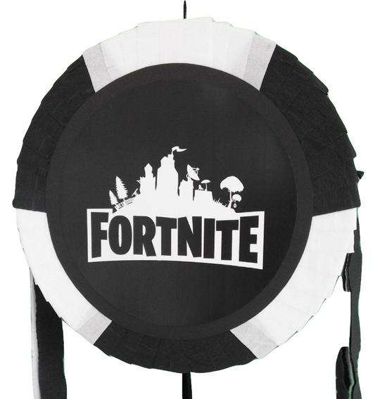 Fortnite Deluxe Party Kit  PLUS Pinata - Fortnite Party Supplies