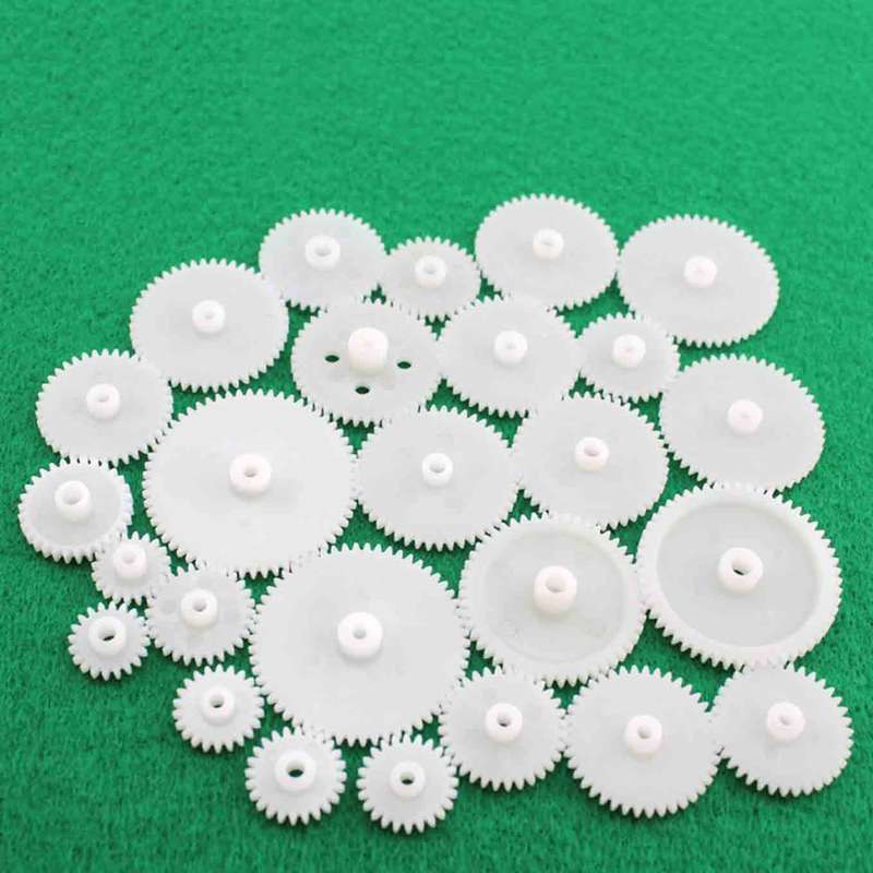 25 Various Plastic Gears