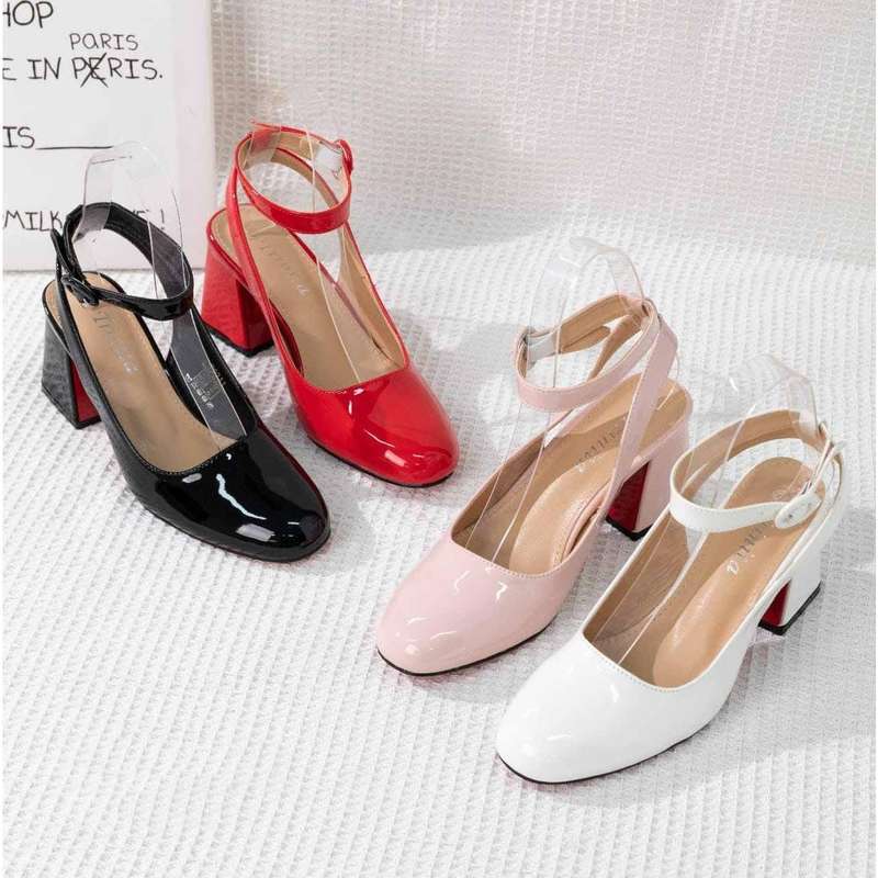 Classic Glossy Short Heel