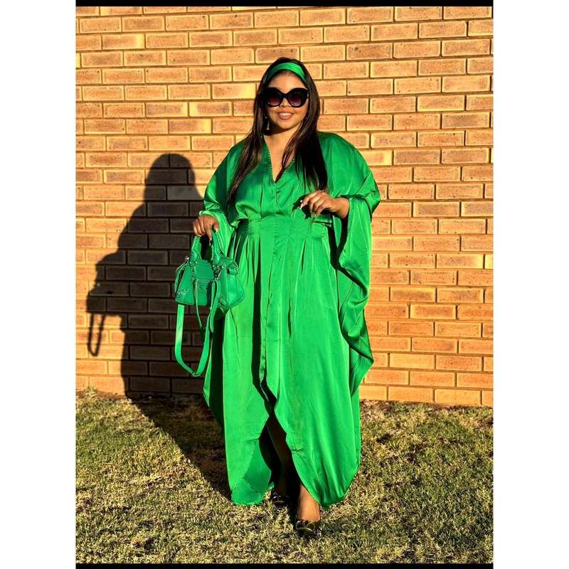 Plus Twist Front Cloak Sleeve Wrap Hem Dress.